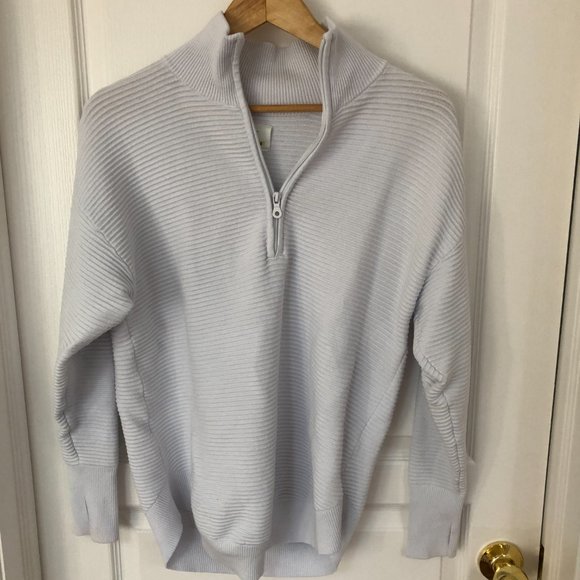 White OFFLINE by Aerie long sleeved summer top. Size M. - Picture 2 of 5